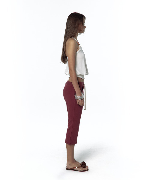 KASHIKO（カシコ）の「Low-Slung Capri Pants Wine（スウェットパンツ・レディース・その他・MEDIUM/SMALL）」の6枚目の写真