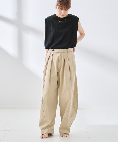 journal standard L'essage(ジャーナルスタンダードレサージュ)の「ショルダーパッドタンクトップ(タンクトップ・レディース・レッド/ブラック/ホワイト・FREE)」の22枚目の写真