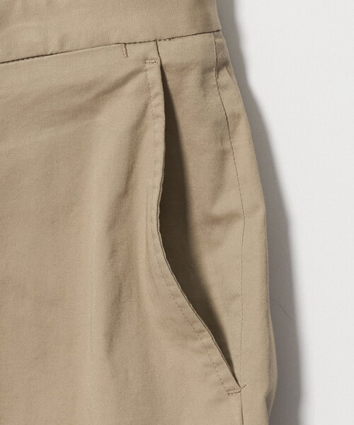 UNITED ARROWS（ユナイテッドアローズ）の「ツイル ベーシック 1プリーツ ショーツ（その他パンツ・メンズ・ベージュ/ブラック・L/S/M/XL）」の12枚目の写真