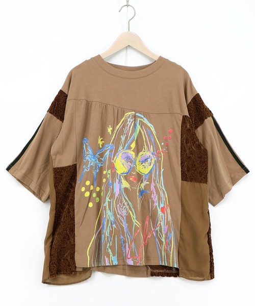 ScoLar（スカラー）の「162704：パステル調サングラスガール柄 異素材切替プルオーバー（Tシャツ/カットソー・レディース・ブラウン/ブラック/オフホワイト・M）」の3枚目の写真