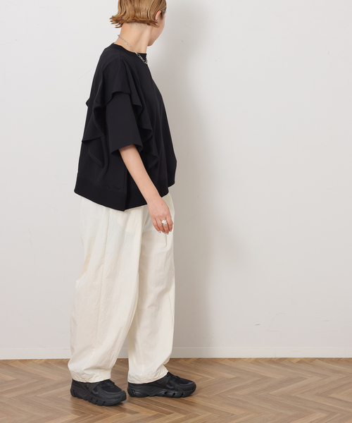 JOURNAL STANDARD LUXE(ジャーナルスタンダード ラックス)の「ウェザークロス タックシームパンツ(その他パンツ・レディース・ホワイト×ホワイト/ネイビー・FREE)」の5枚目の写真