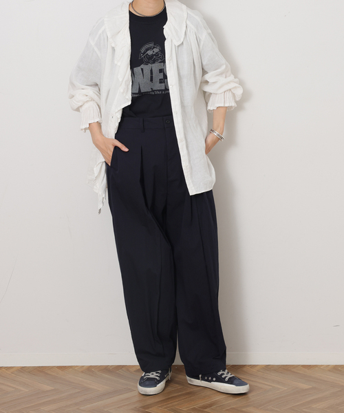 JOURNAL STANDARD LUXE(ジャーナルスタンダード ラックス)の「ウェザークロス タックシームパンツ(その他パンツ・レディース・ホワイト×ホワイト/ネイビー・FREE)」の8枚目の写真