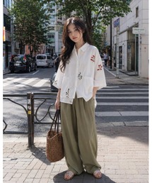 【KONVINI select】ボタニカル刺繍ワイドクロップドドルマンシャツ ショートシャツ
