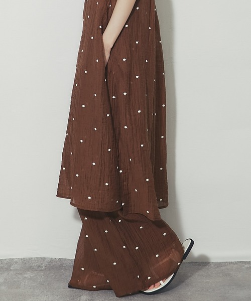 ANOTHER S（アナザーエス）の「ドット花柄刺繍パンツ（その他パンツ・レディース・アイボリー系1/ブラウン系1/ブラック系1/ブラック系2/ブラウン系2/アイボリー系2・M）」の14枚目の写真
