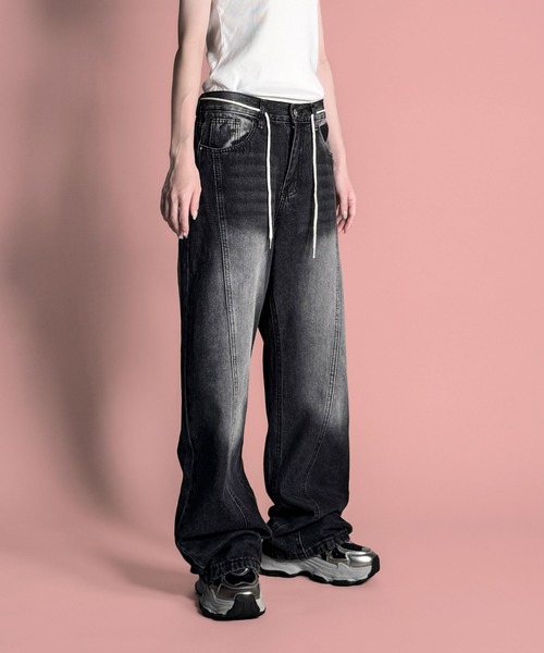MAISON SELECT(メゾンセレクト)の「7E4 ウエストコード センターパネルワイドデニムパンツ(デニムパンツ・レディース・ライトブルー/ブラック/ブルー・L/M/S)」の4枚目の写真