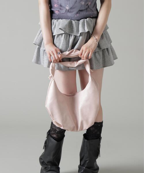 ROYAL FLASH(ロイヤルフラッシュ)の「MAVYTH/メヴィス/CRUMPLED HANDLE BAG(トートバッグ・レディース・ホワイト/ピンク/キャメル/ブラック・F)」の4枚目の写真
