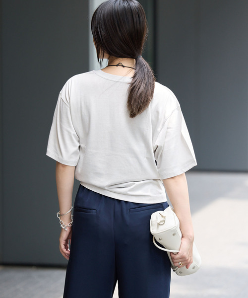 IENA(イエナ)の「LOGOプリント PHOTO Tシャツ(Tシャツ/カットソー・レディース・ネイビー/イエロー/オレンジ・FREE)」の9枚目の写真