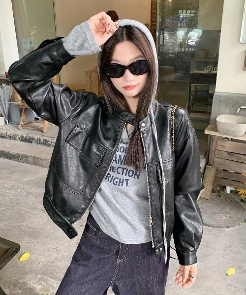 DIAVEL（ディアベル）の「【秋冬新作】ロゴプリントVネックフード付きロングTシャツ（Tシャツ/カットソー・レディース・グレー/ネイビー/ホワイト・M）」の7枚目の写真