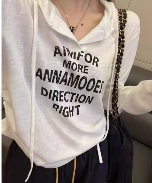 DIAVEL（ディアベル）の「【秋冬新作】ロゴプリントVネックフード付きロングTシャツ（Tシャツ/カットソー・レディース・グレー/ネイビー/ホワイト・M）」の14枚目の写真