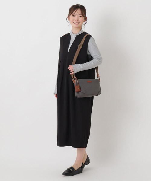 one'sterrace(ワンズテラス)の「toleur トーラ ポリエステルドットニットショルダー(ショルダーバッグ・レディース・ベージュ系8/グレー系4/カーキ系5・99)」の11枚目の写真