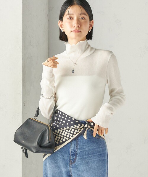 SHIPS(シップス)の「〈手洗い可能〉ドライ テレコ リブ タートルネック(Tシャツ/カットソー・レディース・ホワイト/ライトブルー/ネイビー/オフホワイト・ONE SIZE)」の15枚目の写真