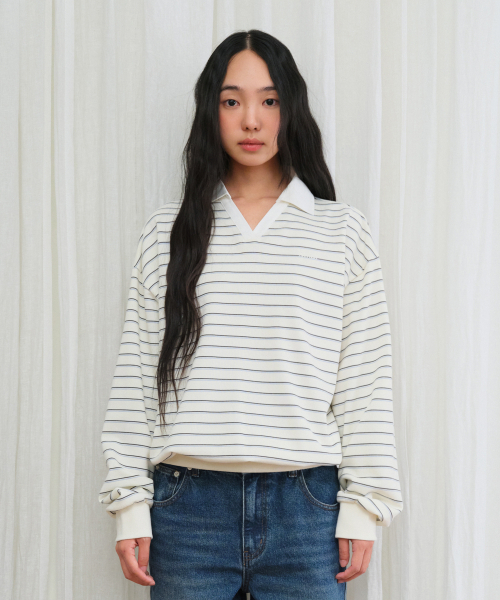 AMESWORLDWIDE(アメスワールドワイド)の「V NECK COLLAR STRIPE SWEATSHIRT IVORY(スウェット・レディース・その他・FREE)」の8枚目の写真
