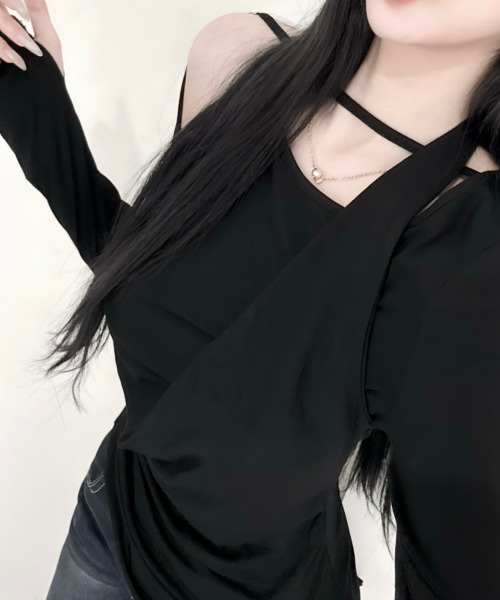 VIVID LADY(ビビッドレディー)の「アシンメトリードレープ 長袖トップス(Tシャツ/カットソー・レディース・アイボリー/チャコールグレー/ブラック・FREE)」の10枚目の写真