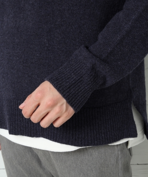 GLOBAL WORK（グローバルワーク）の「7ゲージラムナイロンニットプルオーバー/742443（ニット/セーター・メンズ・オフホワイト/ブルー系その他/レッド/グリーン・SMALL/LARGE/X-LARGE/MEDIUM）」の9枚目の写真