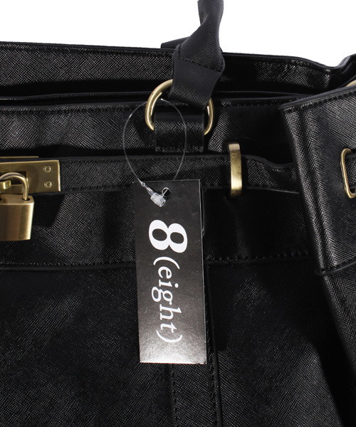 ８(eight)（エイト）の「鍵付き PUレザー ボストンバッグ（ボストンバッグ・メンズ・ベージュ/インディゴブルー/ホワイト/ブラック/ダークブラウン・FREE）」の13枚目の写真