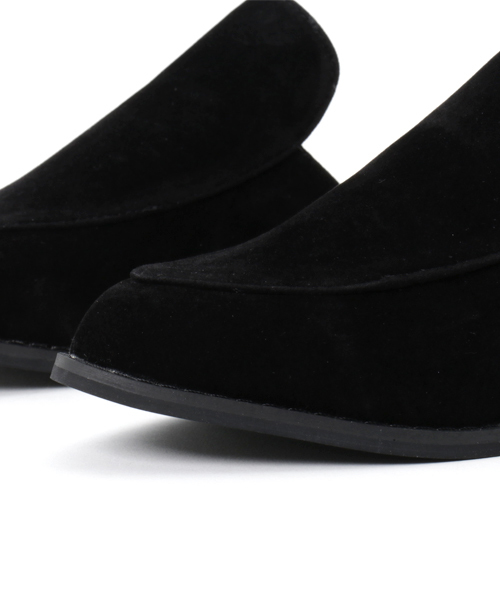 AZUL by moussy（アズールバイマウジー）の「スウェード調フラットミュール（パンプス・レディース・ブラック/ブラウン系その他・LARGE/MEDIUM/SMALL）」の7枚目の写真