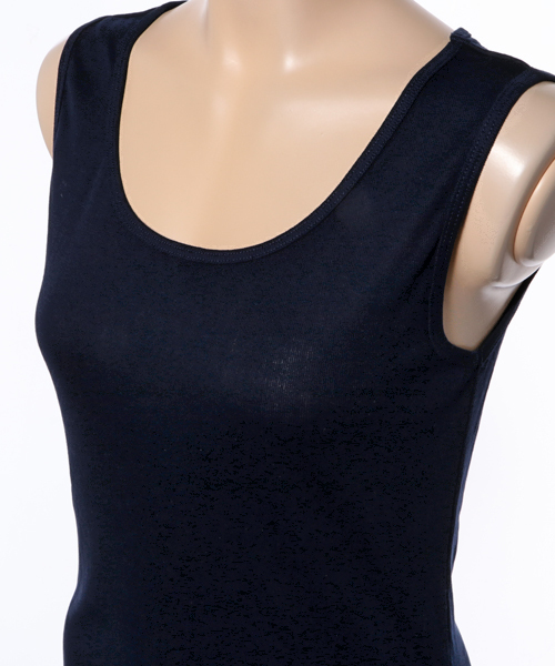 Honeys（ハニーズ）の「無地タンクトップ（タンクトップ・レディース・ネイビー/ブラック/オフホワイト/杢グレー/ブルー/カーキ/ライム/パープル・S/M/LL/L）」の12枚目の写真