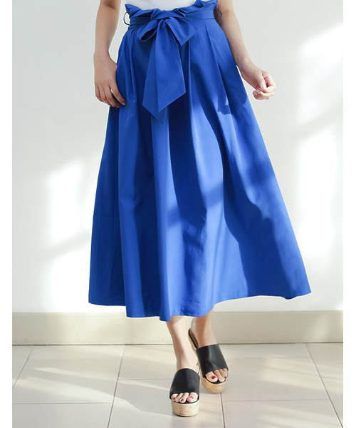 Re:EDIT（リエディ）の「[長めのレングスで上品に。]ウエストリボンロング丈フレアスカートボトムス/スカート/膝丈・ミモレ丈（51～65cm）[リエディ]（スカート・レディース・レッド/ストライプ/ベージュ/マスタード/ブラック系その他/ブルー・SMALL/LARGE/MEDIUM）」の3枚目の写真