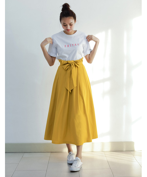 Re:EDIT（リエディ）の「[長めのレングスで上品に。]ウエストリボンロング丈フレアスカートボトムス/スカート/膝丈・ミモレ丈（51～65cm）[リエディ]（スカート・レディース・レッド/ストライプ/ベージュ/マスタード/ブラック系その他/ブルー・SMALL/LARGE/MEDIUM）」の17枚目の写真