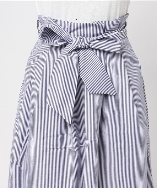 Re:EDIT（リエディ）の「[長めのレングスで上品に。]ウエストリボンロング丈フレアスカートボトムス/スカート/膝丈・ミモレ丈（51～65cm）[リエディ]（スカート・レディース・レッド/ストライプ/ベージュ/マスタード/ブラック系その他/ブルー・SMALL/LARGE/MEDIUM）」の10枚目の写真