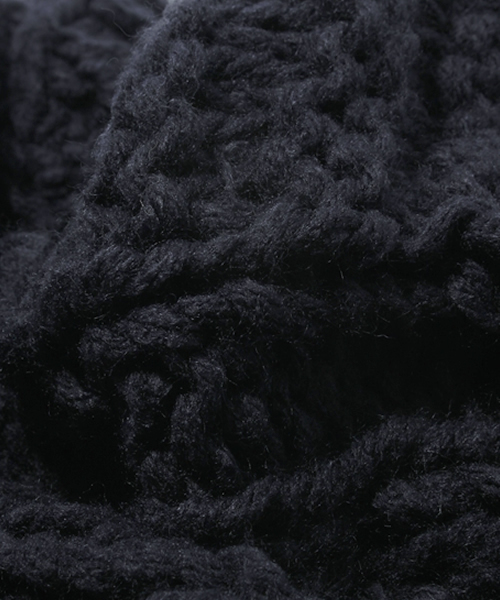 Chico（チコ）の「ケーブルスヌード（ストール/ショール・レディース・アイボリー/ワインレッド/ブルー・FREE）」の7枚目の写真