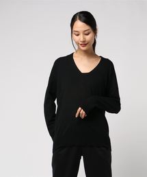 ぱちぱちしない抜き衿Vネックニットチュニック