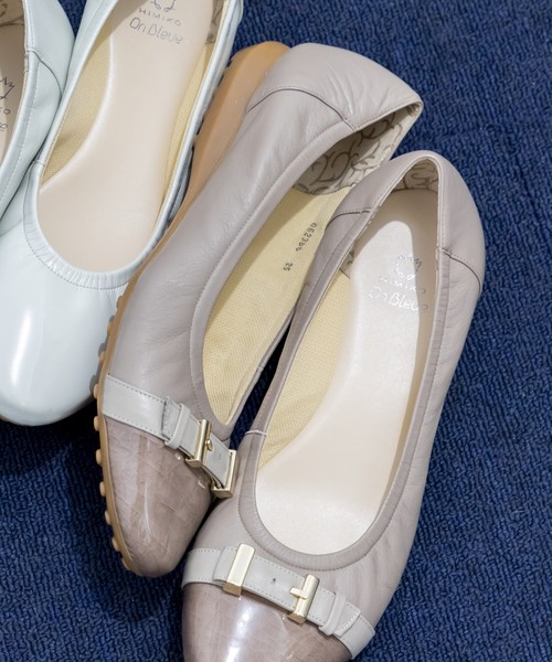HIMIKO On Bleue（ヒミコオンブルー）の「【On Bleue】ボロネーゼ・ふかふかクッションパンプス/062386（パンプス・レディース・ブラック/グレー/ベージュ系その他/グレー系その他/ベージュ系その他4・22.5cm/23.5cm/24.5cm/23.0cm/24.0cm/25.0cm）」の2枚目の写真