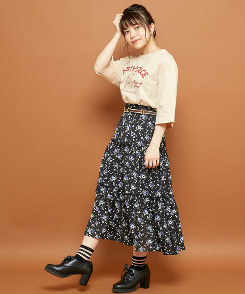 OLIVE des OLIVE（オリーブデオリーブ）の「アンT（Tシャツ/カットソー・レディース・オフホワイト/ネイビー/ベージュ・FREE）」の10枚目の写真