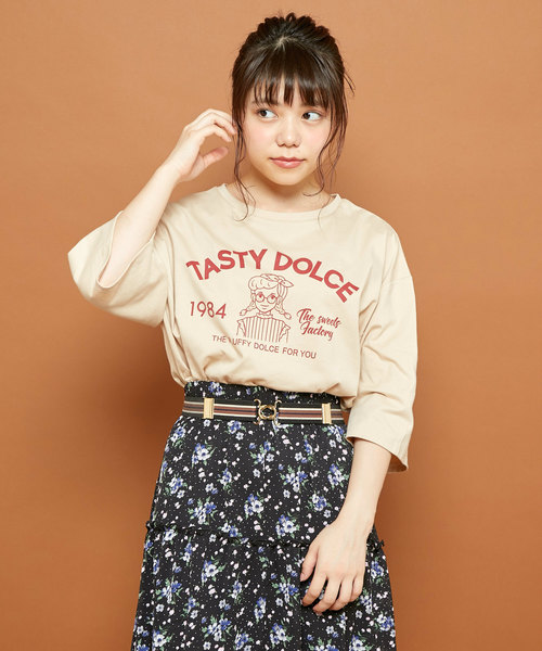 OLIVE des OLIVE（オリーブデオリーブ）の「アンT（Tシャツ/カットソー・レディース・オフホワイト/ネイビー/ベージュ・FREE）」の14枚目の写真