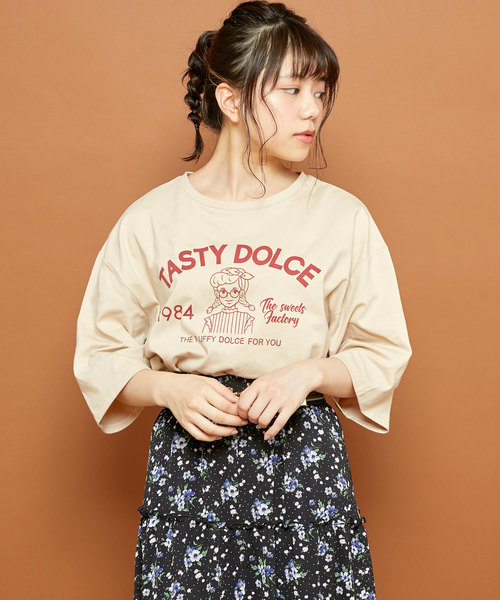 OLIVE des OLIVE（オリーブデオリーブ）の「アンT（Tシャツ/カットソー・レディース・オフホワイト/ネイビー/ベージュ・FREE）」の15枚目の写真