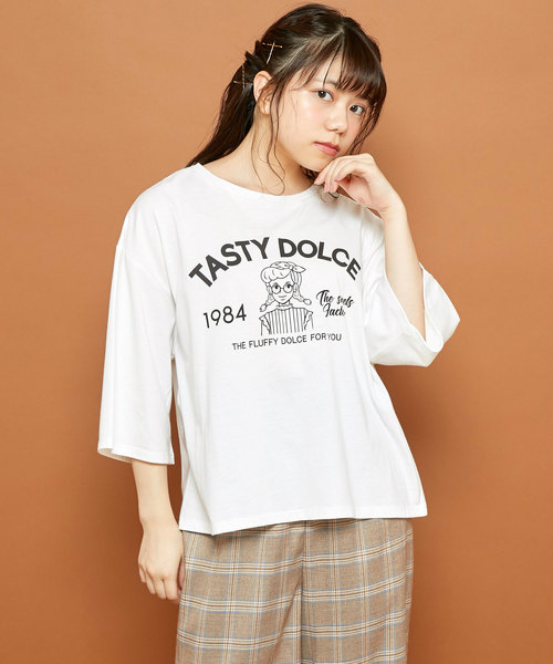 OLIVE des OLIVE（オリーブデオリーブ）の「アンT（Tシャツ/カットソー・レディース・オフホワイト/ネイビー/ベージュ・FREE）」の18枚目の写真