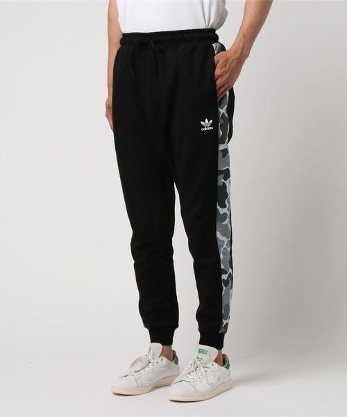 adidas（アディダス）の「グラフィック トラックパンツ [GRAPHICS CB TRACK PANTS] オリジナルス（その他パンツ・メンズ・ブラック/グレー・SMALL/MEDIUM/LARGE/X-LARGE/XX-LARGE/X-SMALL/XXX-LARGE）」の14枚目の写真