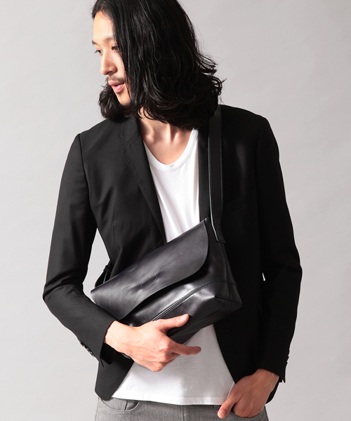 MONKEY TIME（モンキータイム）の「MT ∴ レザー ショルダーバッグ（ショルダーバッグ・メンズ・ブラック/ダークブラウン/ネイビー・ﾌﾘ-）」の14枚目の写真