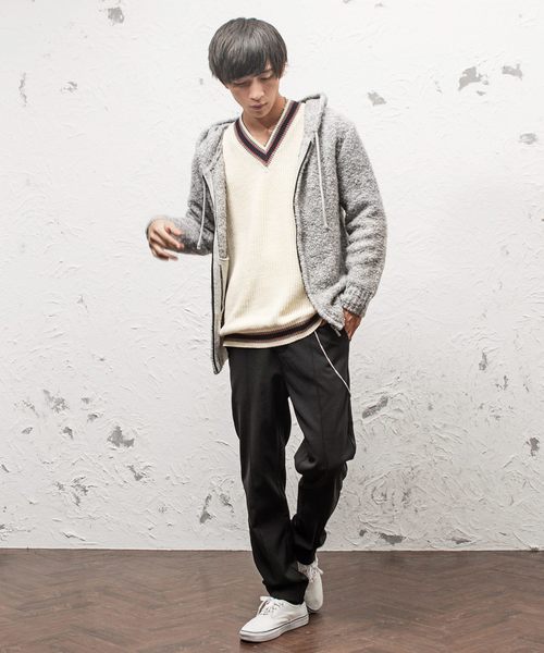 MinoriTY（マイノリティ）の「3ＧブークレニットＺＩＰパーカー（パーカー・メンズ・ブラック/ネイビー/ブラウン/グレー・M/L）」の5枚目の写真