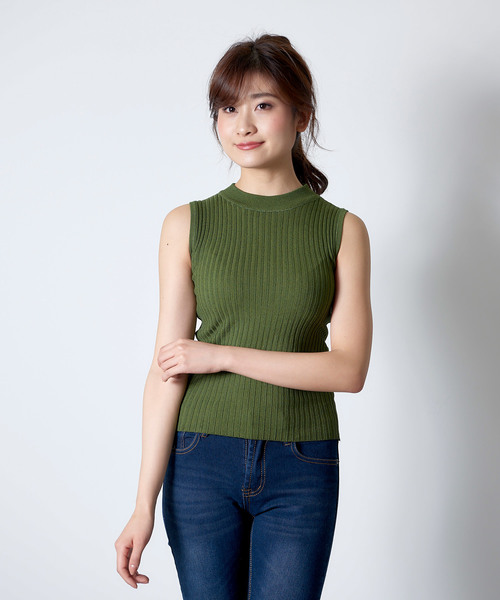 KOBE LETTUCE(コウベレタス)の「ハイネックノースリーブシンプルリブニットトップス(ニット/セーター・レディース・ブラック/パープル/グレー/レッド/ブルー/グリーン/アイボリー/マスタード・FREE)」の5枚目の写真