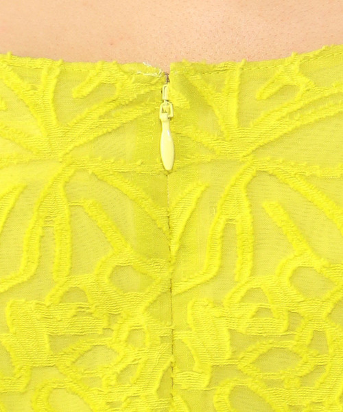 A/C DESIGN BY ALPHA CUBIC（エーシーデザインバイアルファキュービック）の「◇カタログ掲載◇パイナップルジャガードブラウス（シャツ/ブラウス・レディース・ブラック/オフホワイト/イエロー・11号/9号/13号）」の4枚目の写真