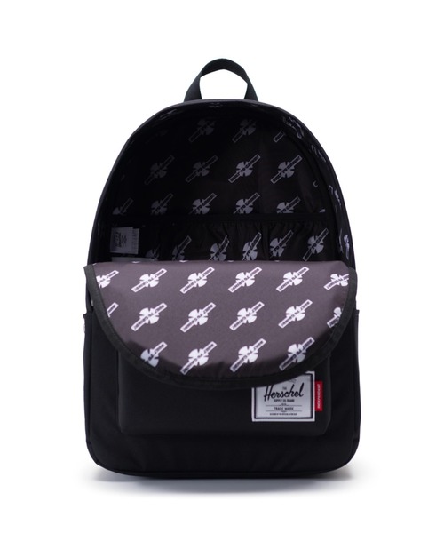 INDEPENDENT（インディペンデント）の「Classic Backpack XL Independent / Black 30L