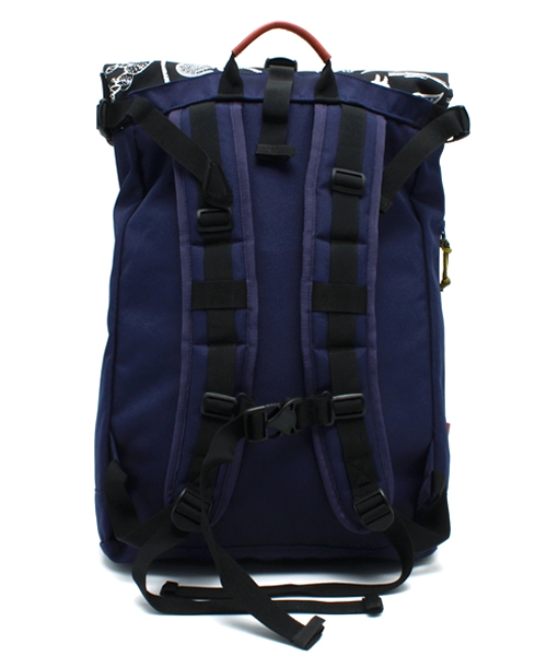 CIAOPANIC（チャオパニック）の「【Ficouture】　PaisleyRollTopDaypack（バックパック/リュック・レディース・マスタード/ネイビー/サックスブルー・FREE）」の14枚目の写真