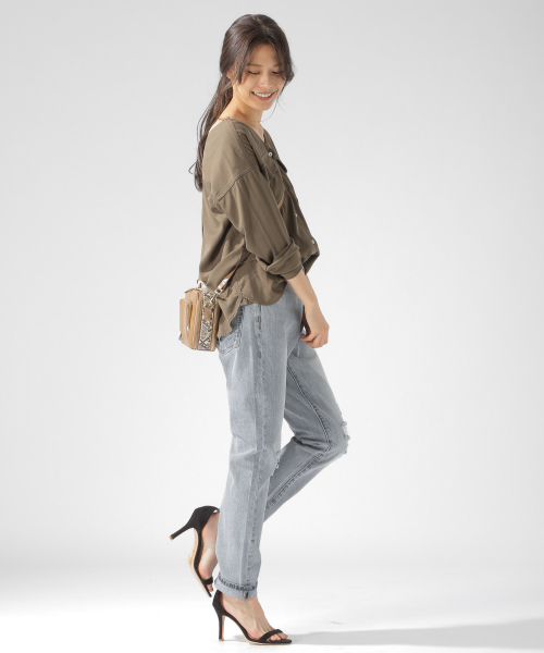 BAYFLOW（ベイフロー）の「ダメージテーパード　19AW（デニムパンツ・レディース・ブルー/ブラック/ネイビー/オフホワイト・SMALL/MEDIUM/LARGE）」の9枚目の写真