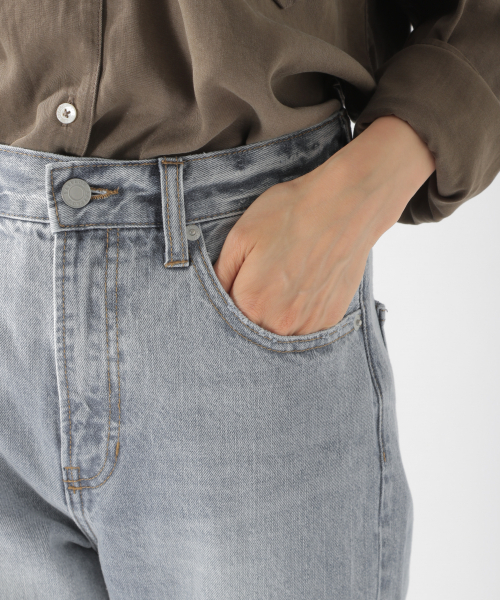 BAYFLOW（ベイフロー）の「ダメージテーパード　19AW（デニムパンツ・レディース・ブルー/ブラック/ネイビー/オフホワイト・SMALL/MEDIUM/LARGE）」の21枚目の写真