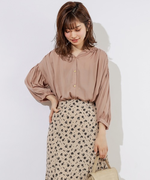 natural couture（ナチュラルクチュール）の「とろみサテンギャザーブラウス（シャツ/ブラウス・レディース・オフホワイト/ブラウン/ベージュ/ミント/ブルー/ピンク系その他/ドット・FREE）」の22枚目の写真