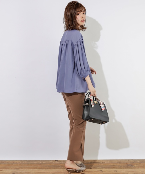 natural couture（ナチュラルクチュール）の「とろみサテンギャザーブラウス（シャツ/ブラウス・レディース・オフホワイト/ブラウン/ベージュ/ミント/ブルー/ピンク系その他/ドット・FREE）」の18枚目の写真