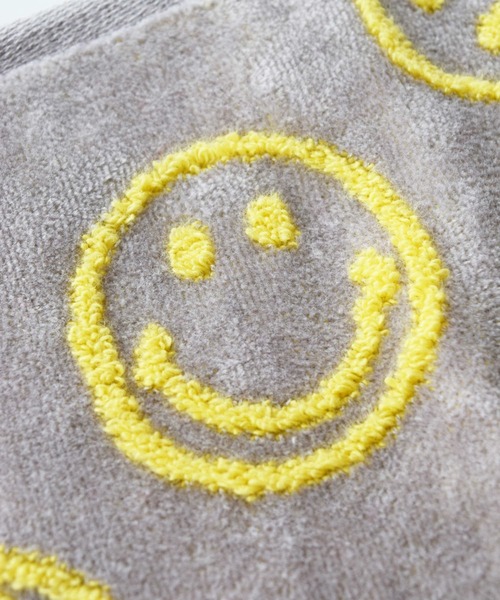 BIRTHDAY BAR（バースデイバー）の「スマイル パターン ジャガード タオルハンカチ（ハンカチ/ハンドタオル・レディース・ブラック/ネイビー/グレー/ピンク/ブルー系その他/チャコールグレー/ブルー/グレー×ピンク/イエロー/グリーン/パープル/オレンジ/ネイビー系/マスタード・フリー）」の17枚目の写真