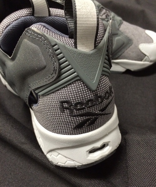 Reebok(リーボック)の「Reebok CLASSIC INSTA PUMP FURY CORDURA M42816(スニーカー・メンズ・ダークグレー・26.5cm/28cm/26cm/27cm/27.5cm)」の4枚目の写真