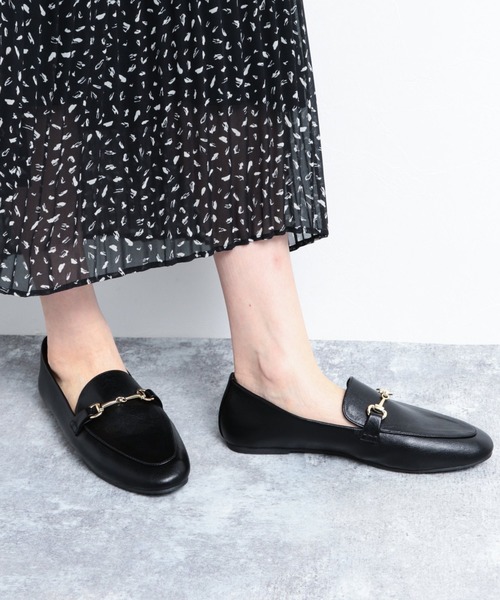 LAKOLE（ラコレ）の「ソフトビットローファー / LAKOLE（ローファー・レディース・ブラック/ベージュ/ブラウン/マスタード・MEDIUM/LARGE）」の2枚目の写真