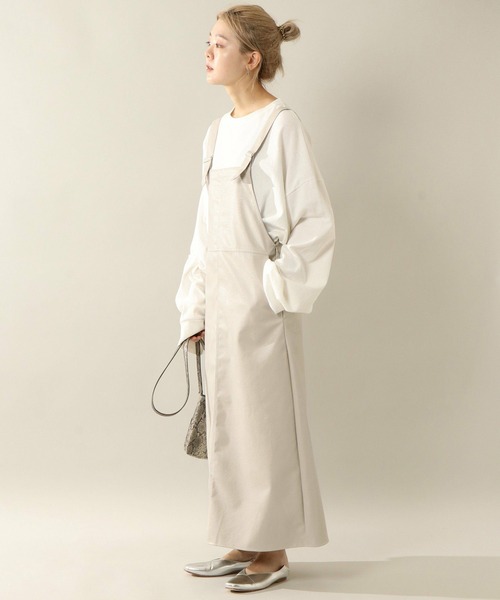 notch.(ノッチ)の「フェイクレザージャンスカ(ジャンパースカート・レディース・ブラック/オフホワイト・M)」の5枚目の写真