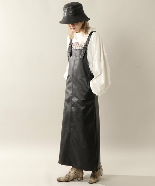 notch.(ノッチ)の「フェイクレザージャンスカ(ジャンパースカート・レディース・ブラック/オフホワイト・M)」の7枚目の写真