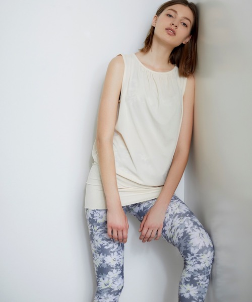 セール Julier ライトプライムギャザーチュニック ワンピース Julier Yoga And Relax ジュリエヨガアンドリラックス のファッション通販 Zozotown