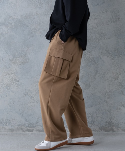 UNIIT(ユニット)の「【UNIIT】T/Rツイルワイドカーゴパンツ ワイドシルエット ポケット付き 無地 ウエスト紐仕様(カーゴパンツ・メンズ・ブラック/ベージュ/カーキ・MEDIUM/LARGE)」の7枚目の写真