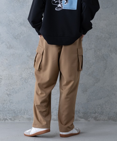 UNIIT(ユニット)の「【UNIIT】T/Rツイルワイドカーゴパンツ ワイドシルエット ポケット付き 無地 ウエスト紐仕様(カーゴパンツ・メンズ・ブラック/ベージュ/カーキ・MEDIUM/LARGE)」の8枚目の写真